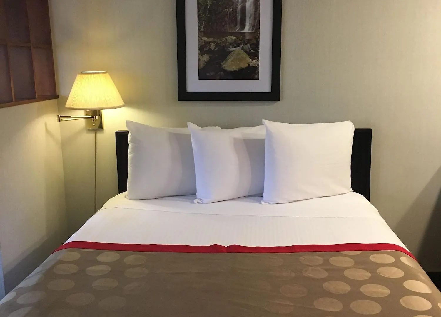 Ramada By Wyndham Portland Airport Hotel