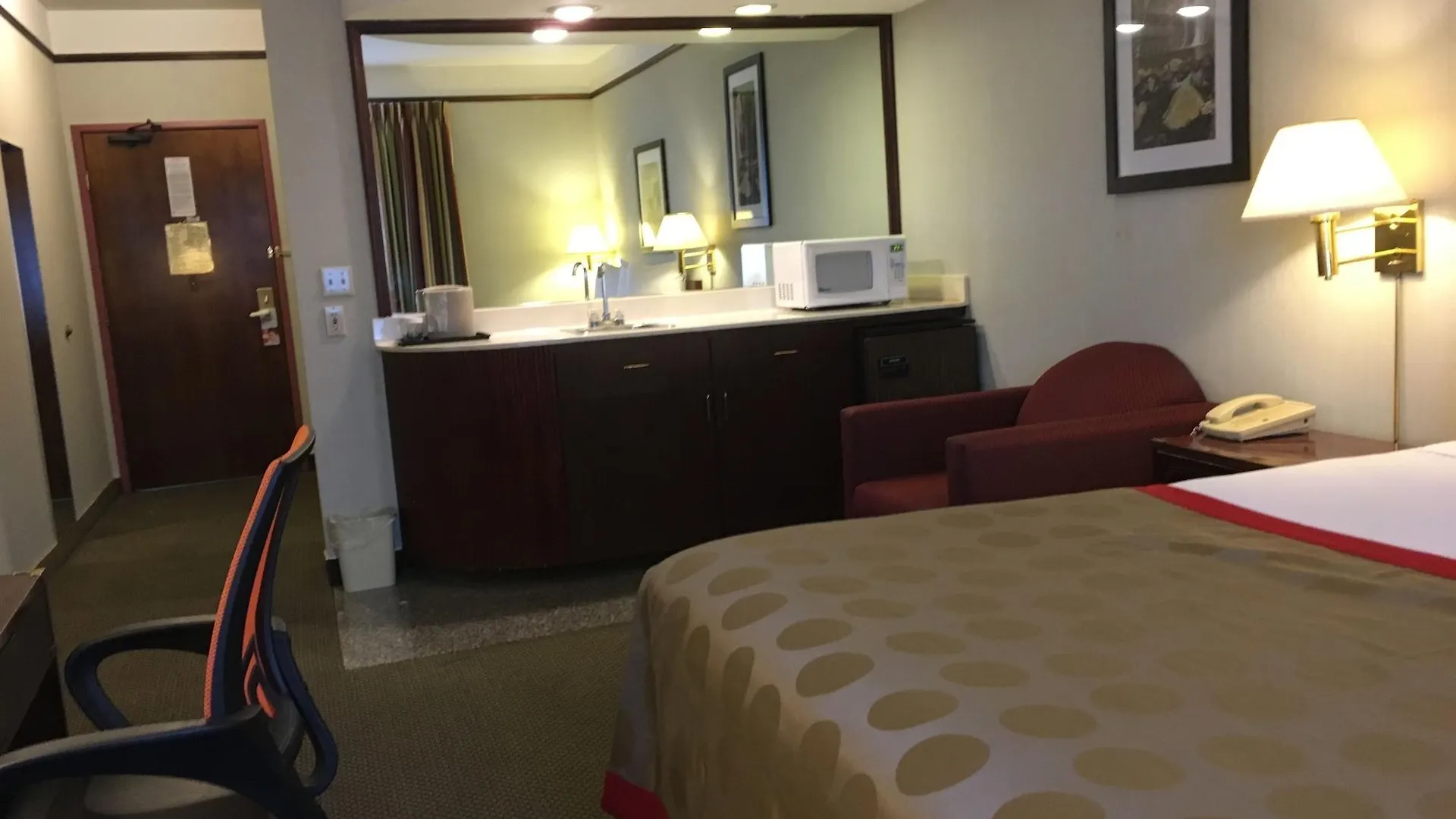 Ramada By Wyndham Portland Airport Hotel